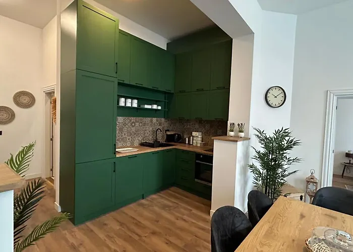 Historical Center アパート